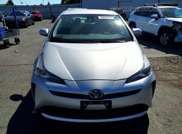 JTDKARFU3K3075944 2019 TOYOTA PRIUS Silver Widok z przodu