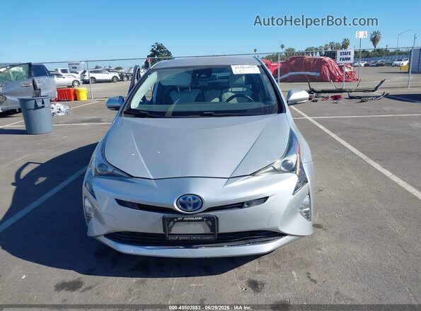 JTDKARFU7H3050831 2017 TOYOTA PRIUS Silver Rear interior view