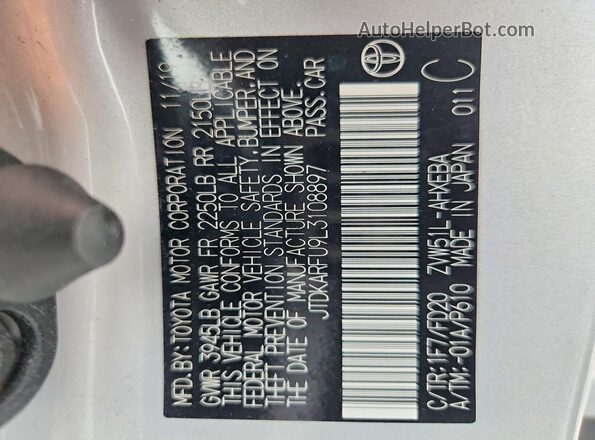 JTDKARFU9L3108897 2020 TOYOTA PRIUS Silver Vista del compartimento del motor