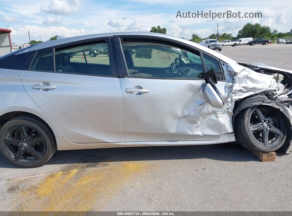 JTDKARFUXG3027252 2016 TOYOTA PRIUS Серебряный Вид задней части салона