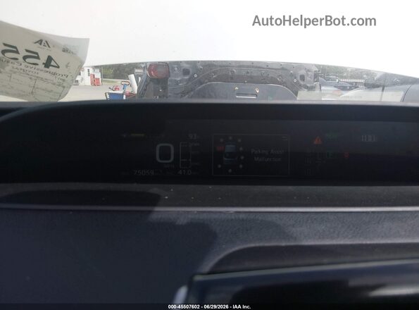 JTDKARFUXH3045039 2017 TOYOTA PRIUS White Vista de los asientos traseros