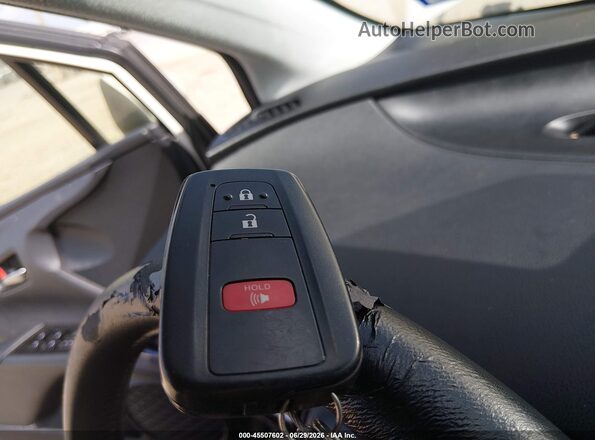 JTDKARFUXH3045039 2017 TOYOTA PRIUS White Vista del salpicadero