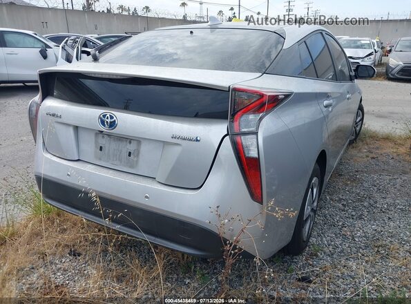 JTDKBRFUXJ3063852 2018 TOYOTA PRIUS Silver 