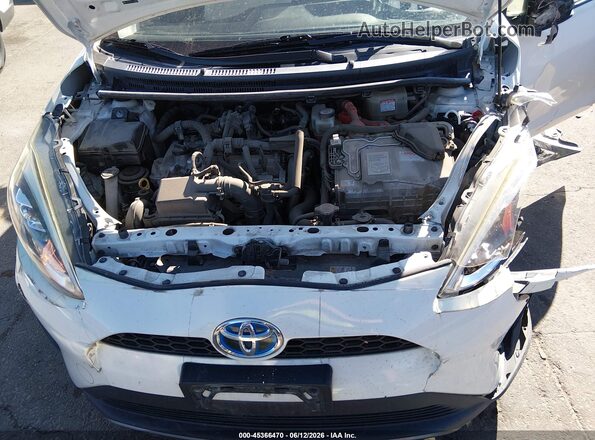 JTDKDTB3XJ1620002 2018 TOYOTA PRIUS C White Widok z tyłu