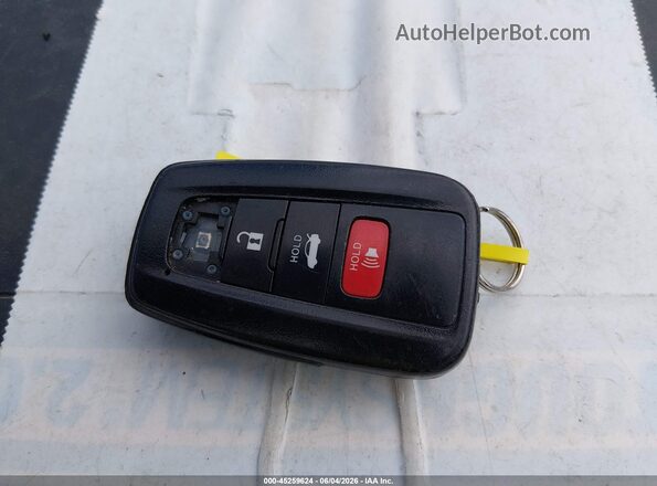 JTDP4RCE2LJ030646 2020 TOYOTA COROLLA Белый Вид панели приборов