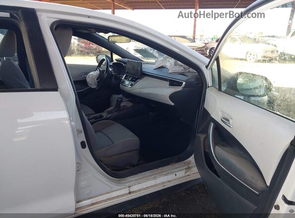 JTDS4MCE4PJ101218 2023 TOYOTA COROLLA Белый Вид салона спереди