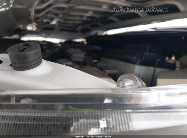 JTDS4MCE7N3506006 2022 TOYOTA COROLLA White Հետևի տեսք