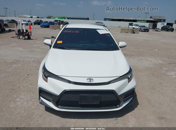 JTDS4MCE7NJ089479 2022 TOYOTA COROLLA White ხელსაწყოთა პანელის ხედი