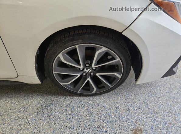 JTDS4MCE8MJ070518 2021 TOYOTA COROLLA Белый 