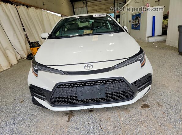 JTDS4MCE8MJ070518 2021 TOYOTA COROLLA Белый Вид спереди
