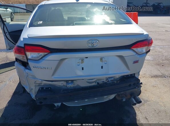 JTDS4MCE8RJ106960 2024 TOYOTA COROLLA Серебряный Вид спереди