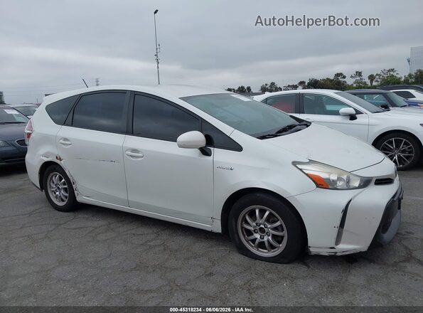 JTDZN3EU2GJ044186 2016 TOYOTA PRIUS V White უკანა სალონის ხედი
