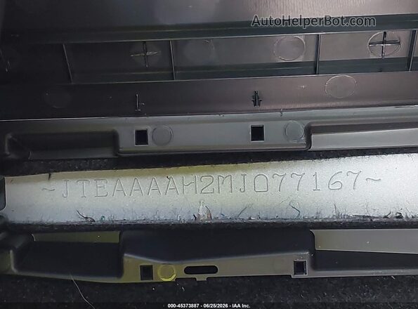 JTEAAAAH2MJ077167 2021 TOYOTA VENZA White Widok wnętrza 360 stopni