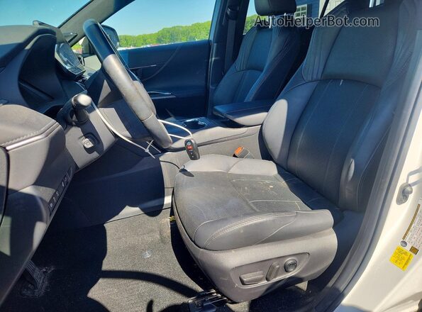 JTEAAAAH2PJ133855 2023 TOYOTA VENZA White Vista interior delantera