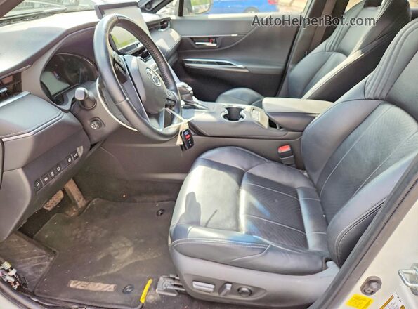 JTEAAAAH3MJ025739 2021 TOYOTA VENZA Белый 