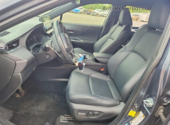 JTEAAAAH3NJ116401 2022 TOYOTA VENZA Blue Widok wnętrza z przodu