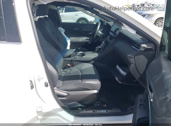 JTEAAAAH3RJ166169 2024 TOYOTA VENZA Белый Вид наклейки с VIN-кодом