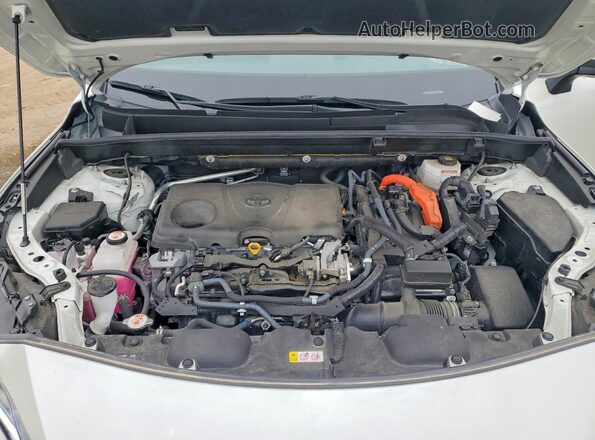 JTEAAAAH5MJ063067 2021 TOYOTA VENZA White Vista del compartimento del motor