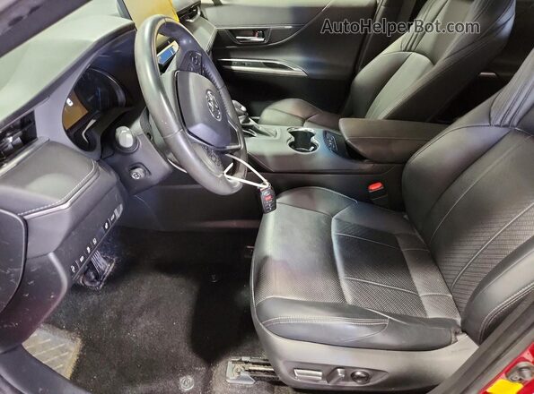 JTEAAAAH7MJ024982 2021 TOYOTA VENZA Красный Вид салона спереди