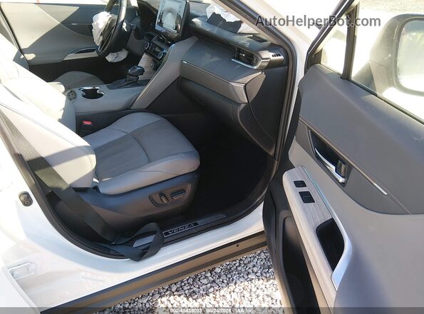 JTEAAAAH8MJ082289 2021 TOYOTA VENZA White Front interior view