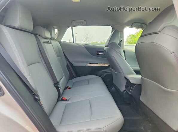 JTEAAAAH8NJ102655 2022 TOYOTA VENZA Gold 
