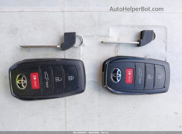 JTEAAAAHXPJ126894 2023 TOYOTA VENZA White Dashboard view