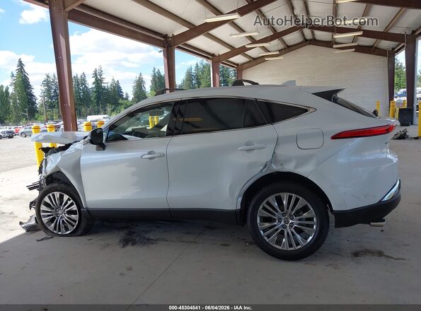 JTEAAAAHXPJ126894 2023 TOYOTA VENZA White 360 interior view