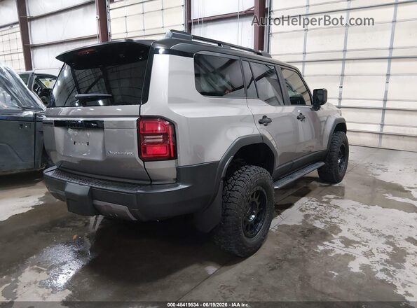 JTEABFAJ7TK051752 2026 TOYOTA LAND CRUISER Gray უკანა მარჯვენა