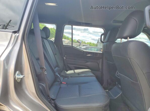 JTEABFAJ9T5024809 2026 TOYOTA LAND Gray Widok wnętrza z tyłu