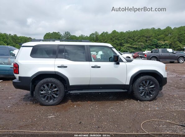 JTEABFAJXS5018449 2025 TOYOTA LAND CRUISER White Widok wnętrza 360 stopni