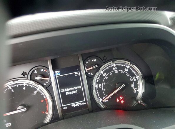 JTEAU5JR2P5288325 2023 TOYOTA 4RUNNER Green Widok zestawu wskaźników