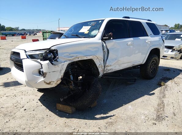 JTEBU5JR0K5630898 2019 TOYOTA 4RUNNER White Przód lewy