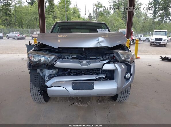 JTEBU5JR1G5378232 2016 TOYOTA 4RUNNER Silver Вид щитка приладів