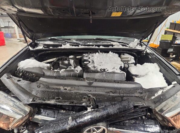 JTEBU5JR2G5345191 2016 TOYOTA 4RUNNER Черный Вид подкапотного пространства