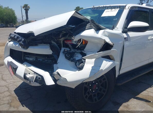 JTEBU5JR2G5370351 2016 TOYOTA 4RUNNER White Front view