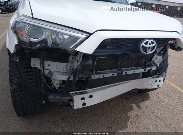 JTEBU5JR2H5464845 2017 TOYOTA 4RUNNER White 