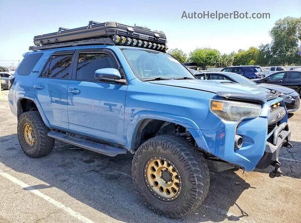 JTEBU5JR2J5544586 2018 TOYOTA 4RUNNER Синий Передняя правая четверть