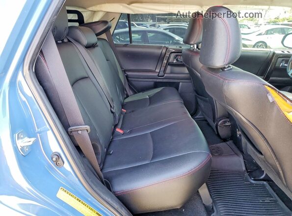 JTEBU5JR2J5544586 2018 TOYOTA 4RUNNER Синий Вид задней части салона