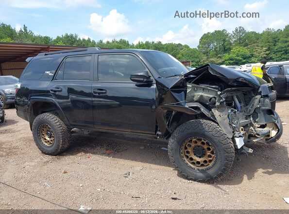 JTEBU5JR2K5665166 2019 TOYOTA 4RUNNER Black Widok wnętrza z tyłu