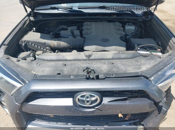 JTEBU5JR3J5527490 2018 TOYOTA 4RUNNER Gray Հետևի տեսք