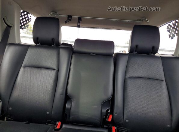 JTEBU5JR3K5685877 2019 TOYOTA 4RUNNER Черный Вид задних сидений