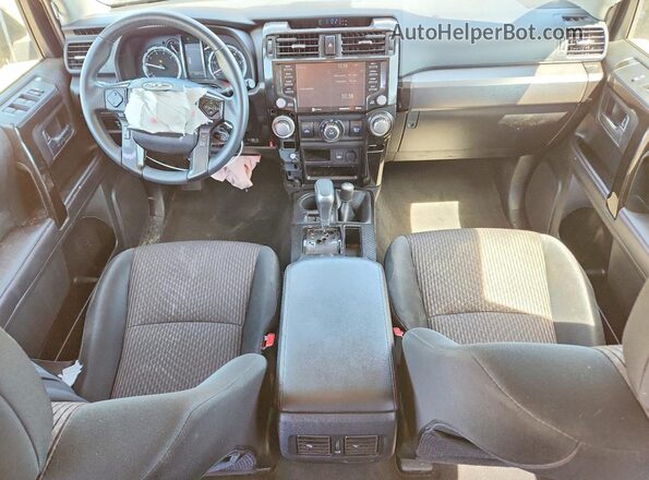 JTEBU5JR3L5775872 2020 TOYOTA 4RUNNER Gray Առջևի վահանակի տեսք