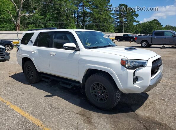 JTEBU5JR3L5809504 2020 TOYOTA 4RUNNER White Delantero derecho