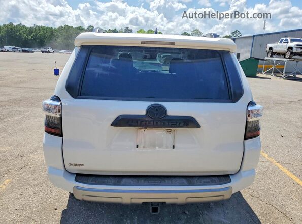 JTEBU5JR3L5809504 2020 TOYOTA 4RUNNER White Vista trasera
