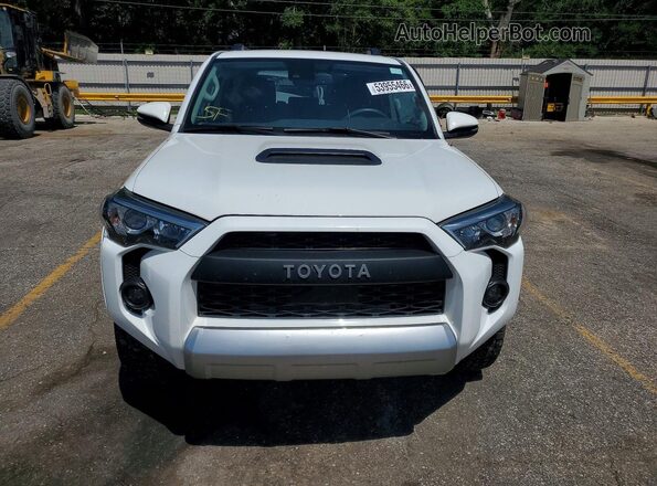 JTEBU5JR3L5809504 2020 TOYOTA 4RUNNER White Vista frontal