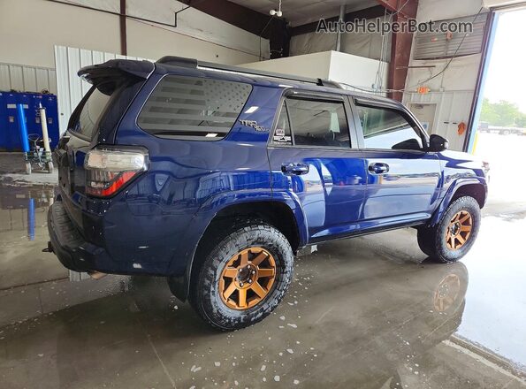 JTEBU5JR5H5445545 2017 TOYOTA 4RUNNER Blue Задня права чверть