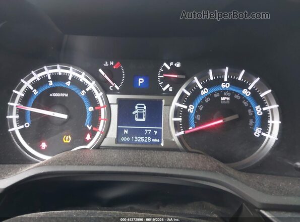 JTEBU5JR6K5726731 2019 TOYOTA 4RUNNER Черный Вид задних сидений