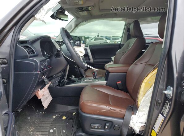 JTEBU5JR6L5756958 2020 TOYOTA 4RUNNER Gray Widok wnętrza z przodu