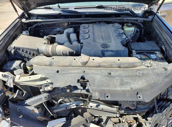 JTEBU5JR7H5409467 2017 TOYOTA 4RUNNER Charcoal Engine compartment view