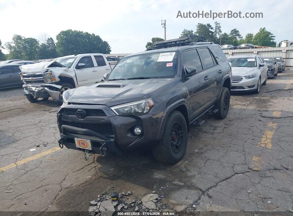 JTEBU5JR7J5546494 2018 TOYOTA 4RUNNER Серый Передняя левая четверть